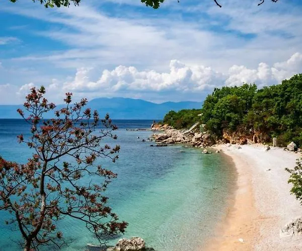 Ela, Rijeka Apartamento *