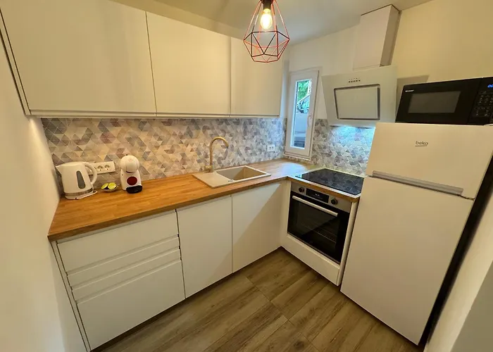 Ela, Rijeka Apartment Kostrena